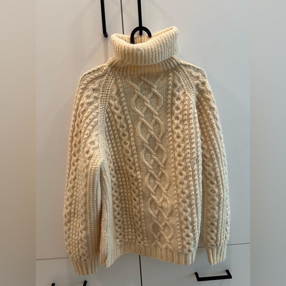 Fisherman Cable Knit Wool Turtleneck